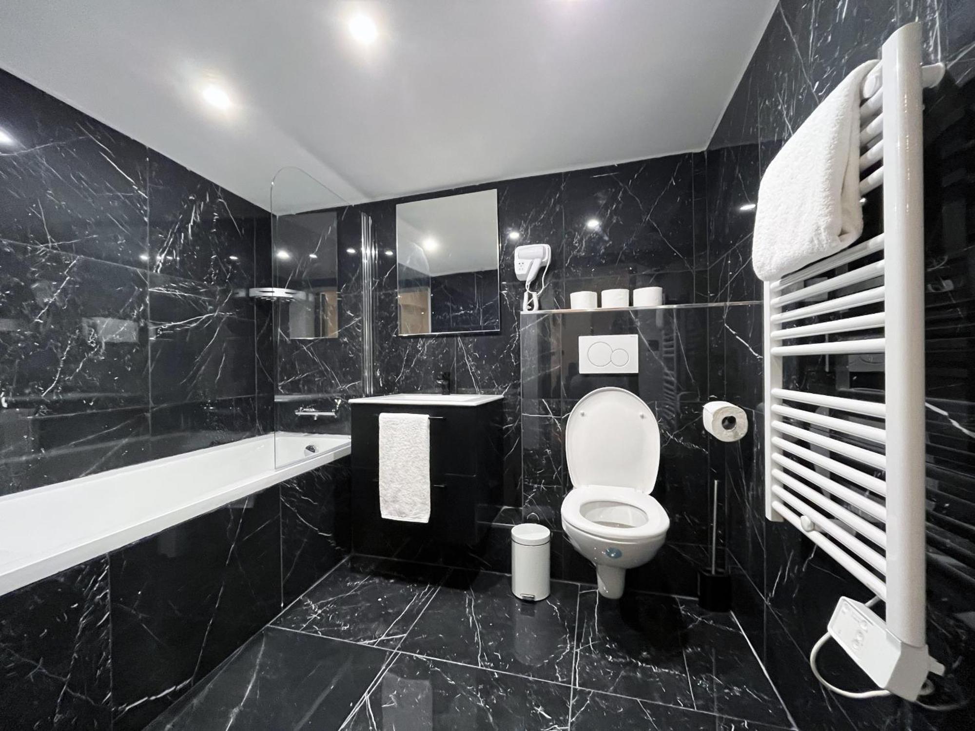 Appartamento Urban Flat 175 - Loft St Denis Parigi Esterno foto